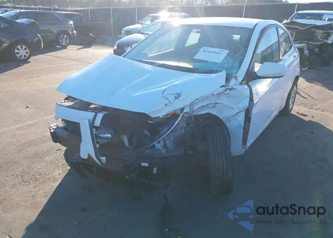 2016 Hyundai Accent z USA, uszkodzony, nr VIN KMHCT4AE3GU027830